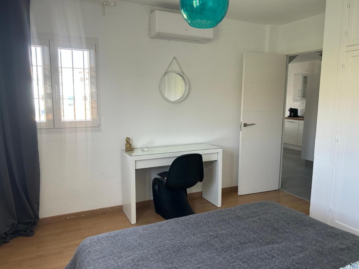 Marlenes Penthouse Duquesa Appartement Manilva Buitenkant foto